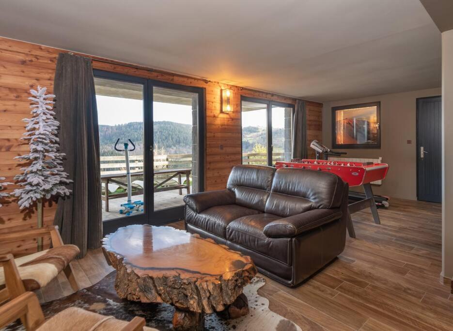 Chalet Luxueux Chalet Avec Vue Sur Les Pistes Et Le Hohneck Le Tholy